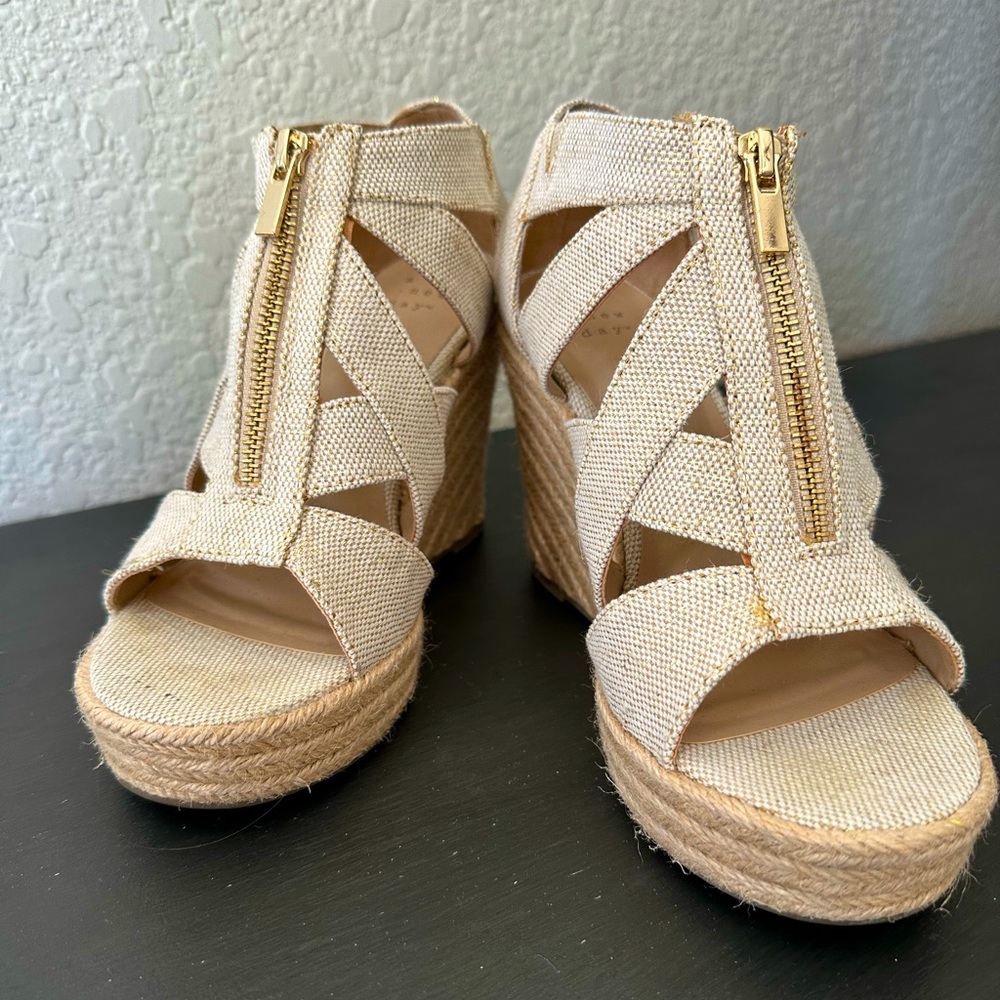 Strappy wedges. Neutral. A new day. Size 6.5